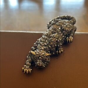 Chico’s Tiger Brooch